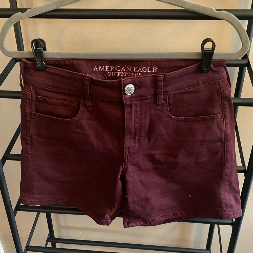 AEO Maroon Twill Midi Shorts